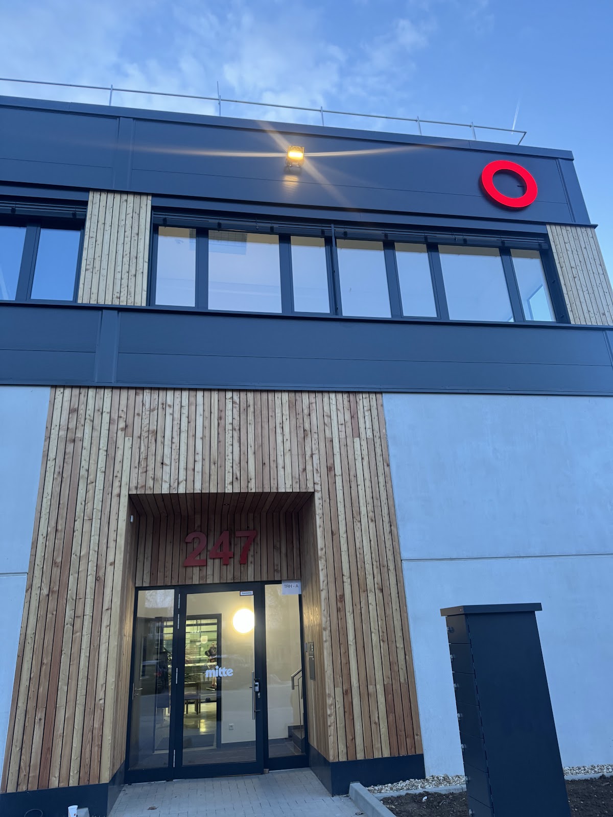 mitte – highline | Boutique Padel Club