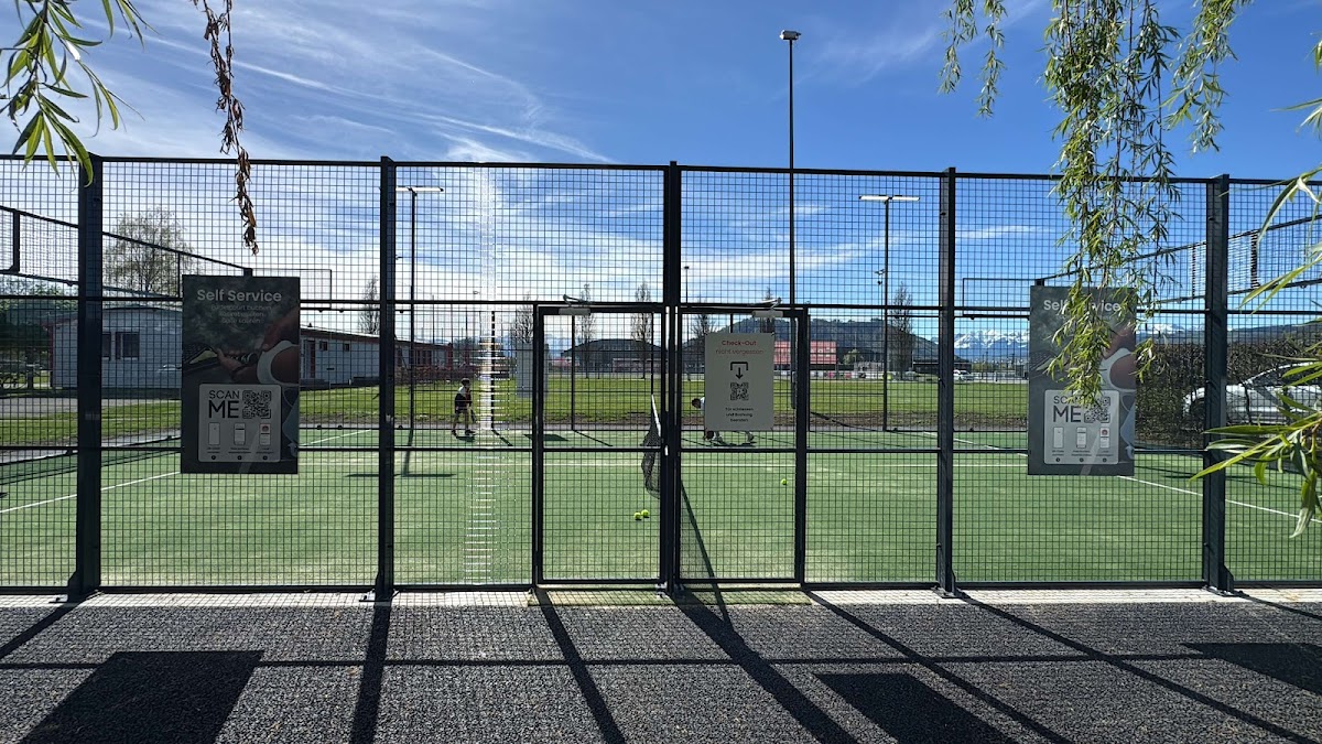 Padelcourt Giessenbad Belp